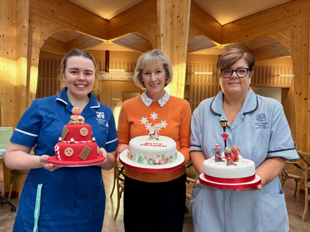 Lydia Kelleher, Staff Nurse, Ann Newton, who was Chairperson of the British Sugarcraft Guild’s former Droitwich branch, & Beverly Knight, Healthcare Assistant are pictured holding cakes at the hospice